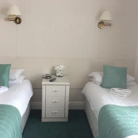 Konukevi La Baia 4*